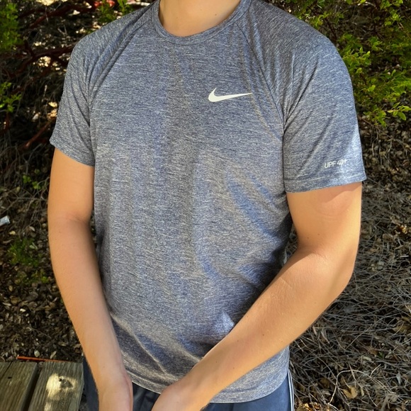 NIKE SWIM MEN DRI FIT T SHIRT SURFER UV 40+ DIVER SCUBA SWIMMER DIVING UPF SUN M - Picture 15 of 16